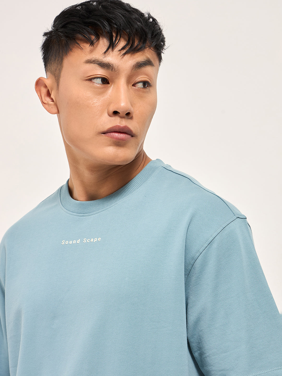 Men Wave Graphic Back Print Oversized Crew Neck T-Shirt