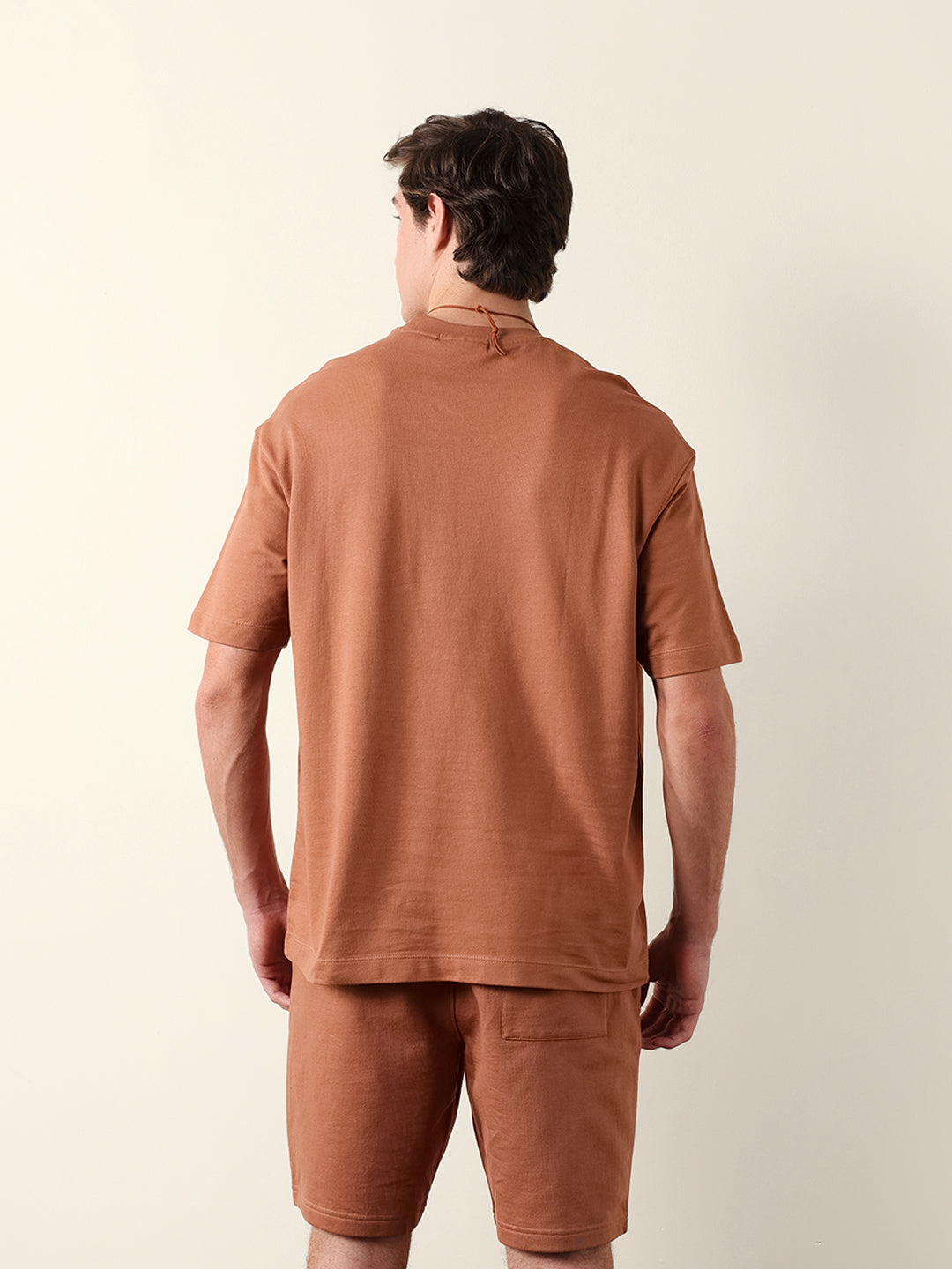 Men Pure Cotton Solid Round Neck Tshirt