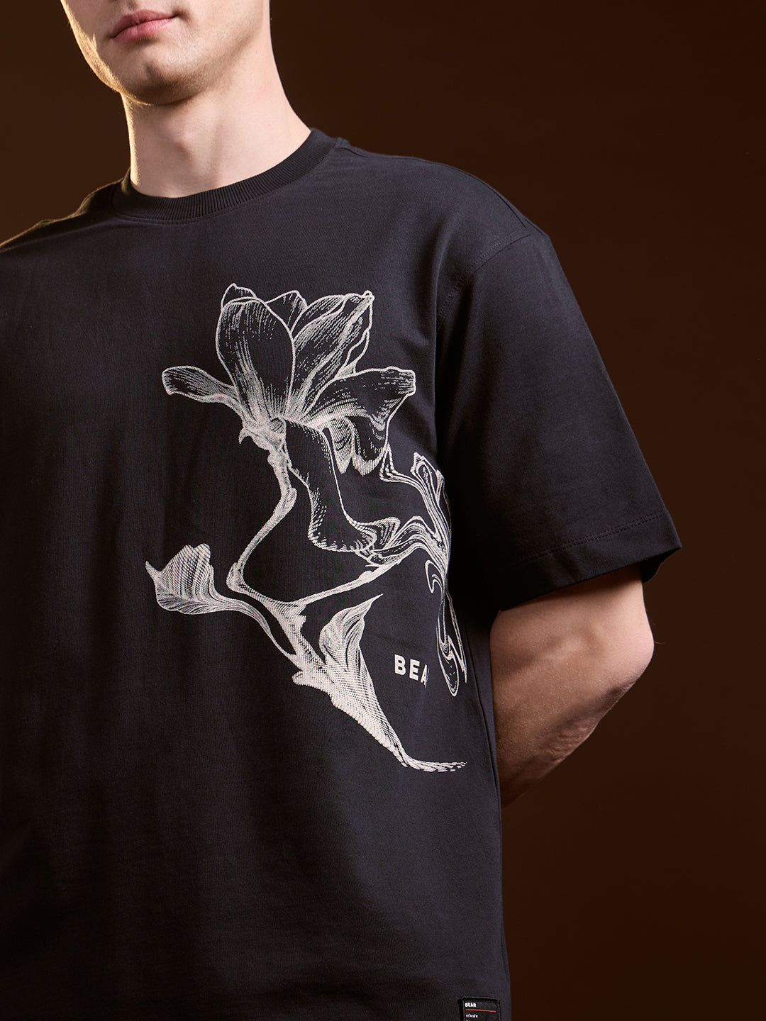 Men Black Oversize Floral Graphic Print Crew Neck T-shirt