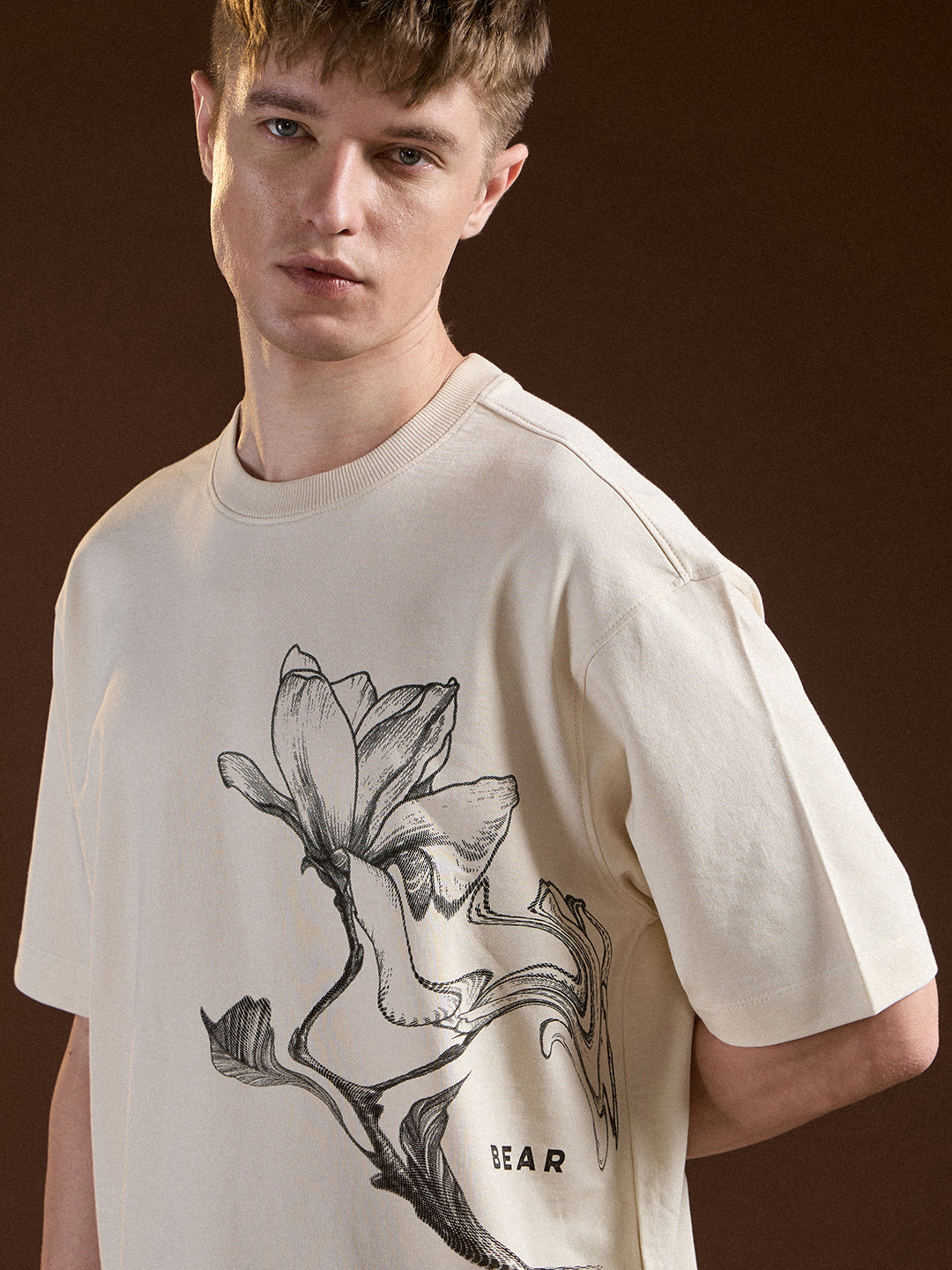 Men Cream Oversize Floral Graphic Print Crew Neck T-shirt