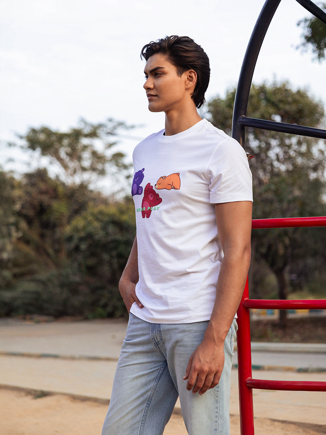 Men White Graphic Cotton Crew Neck T-Shirt