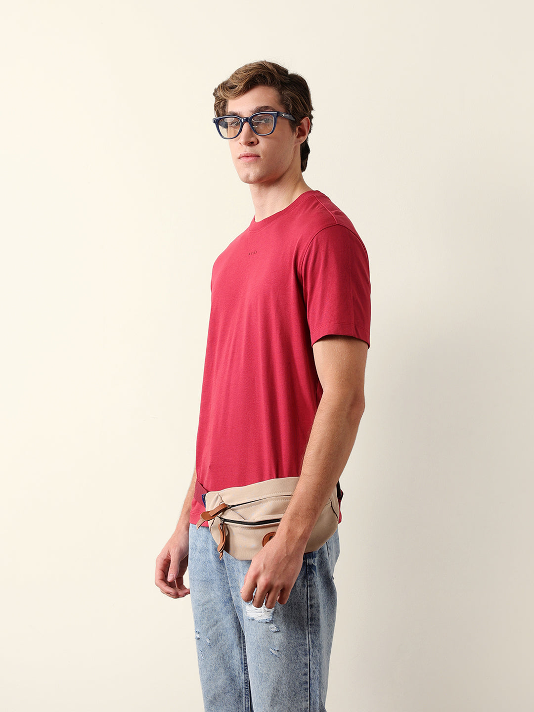 Men Pure Cotton Solid Round Neck Tshirt
