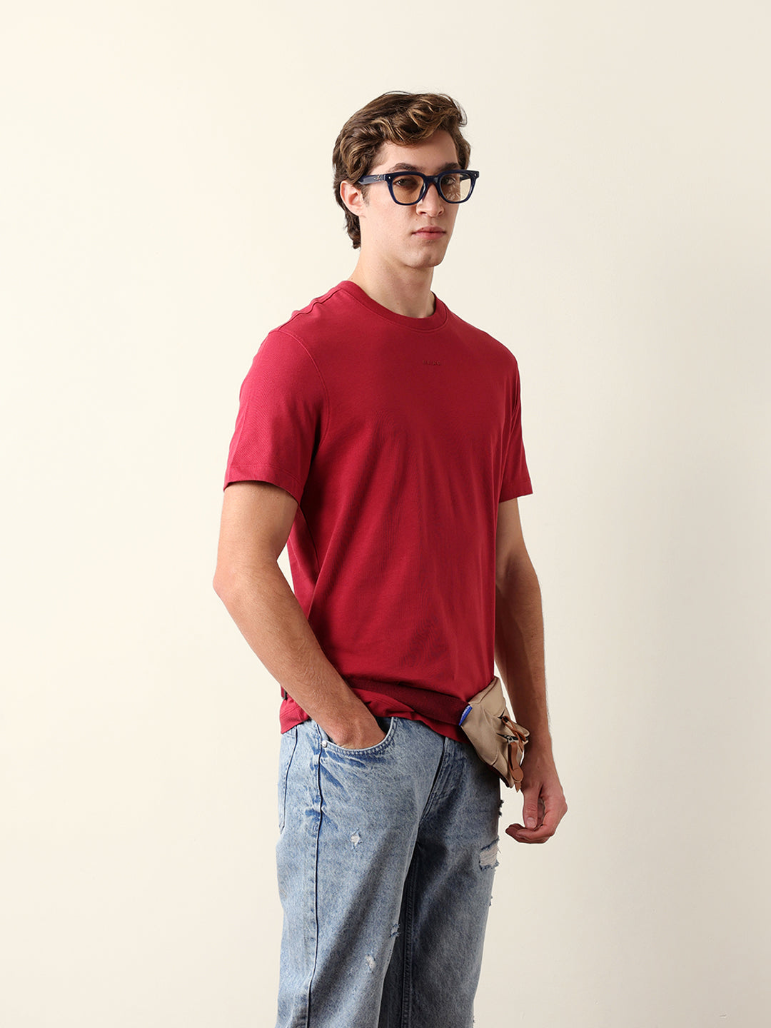 Men Pure Cotton Solid Round Neck Tshirt
