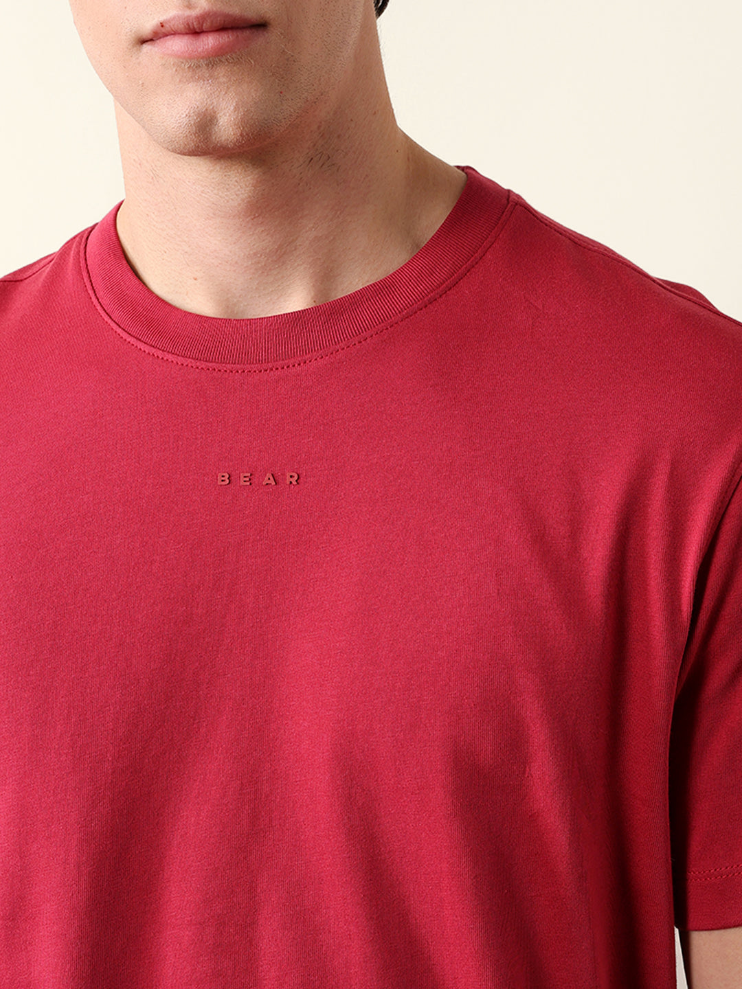 Men Pure Cotton Solid Round Neck Tshirt