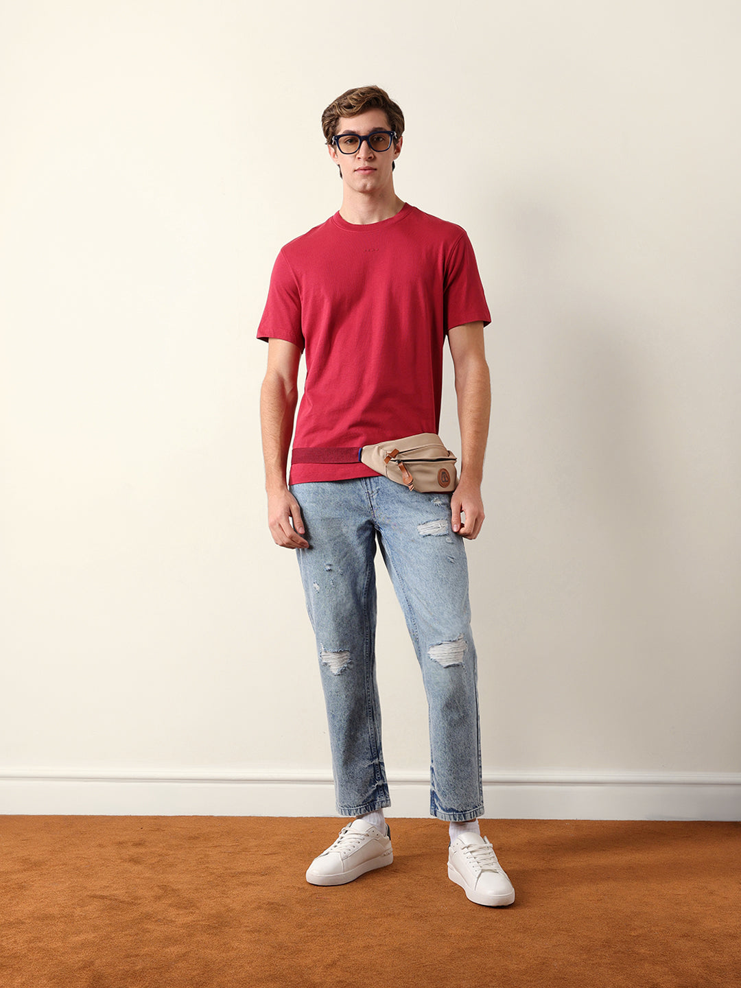 Men Pure Cotton Solid Round Neck Tshirt