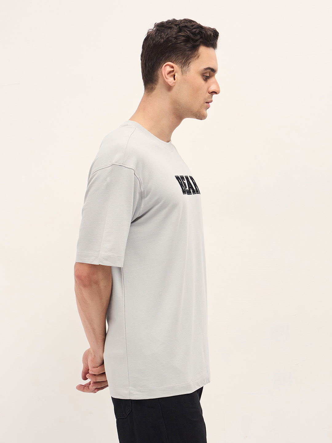 Men Light Grey Bold Typography Graphic Print Crew Neck T-shirt