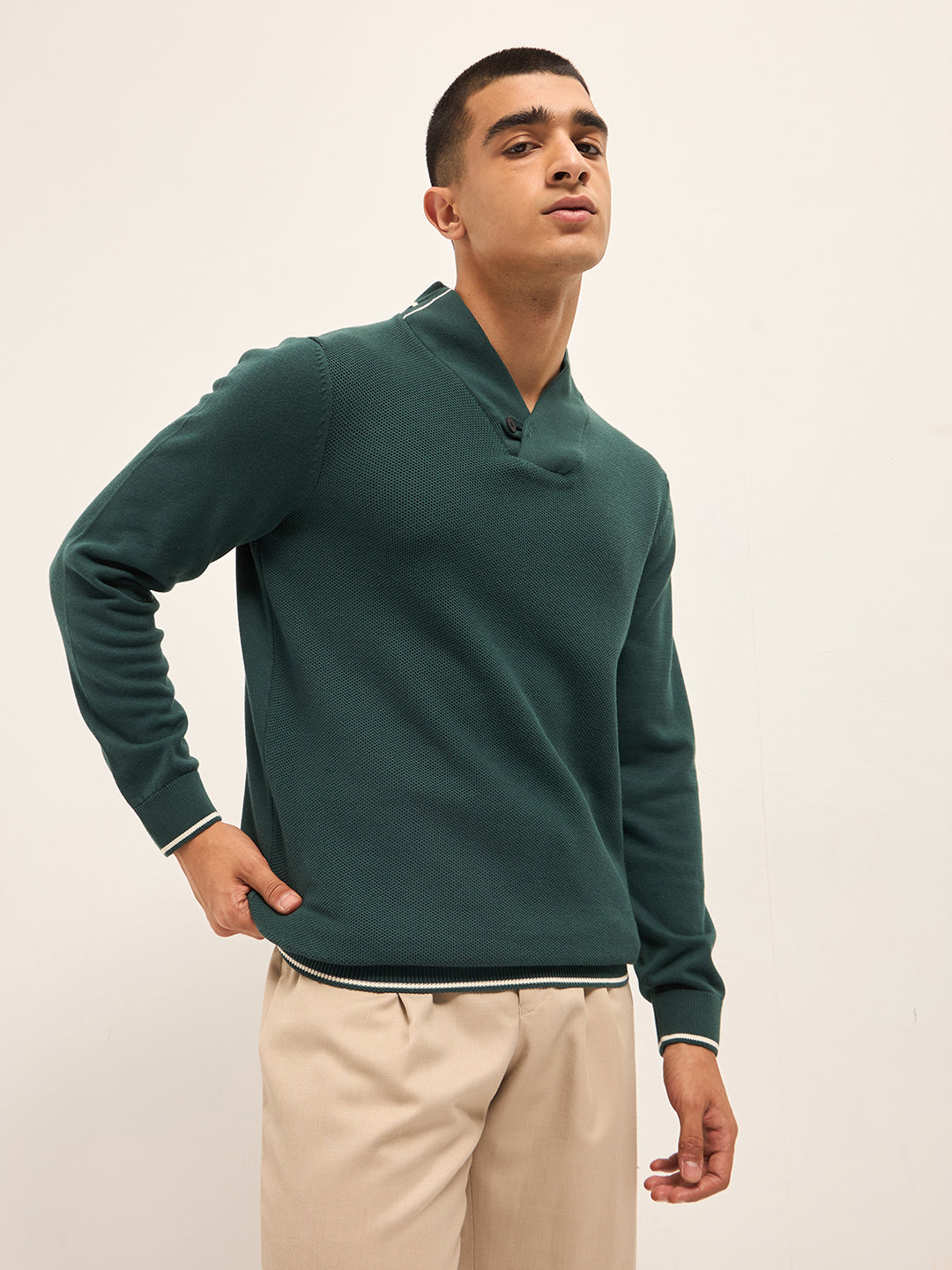 Men Green Textured Slim Fit Full Sleeve T-shirt