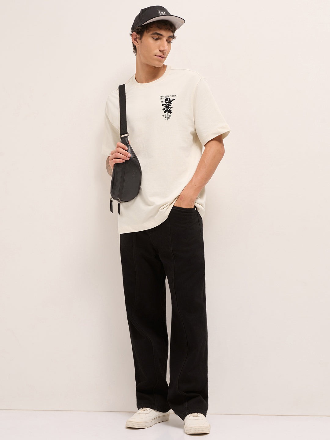 Men Pure Cotton Graphic Printed T-Shirt