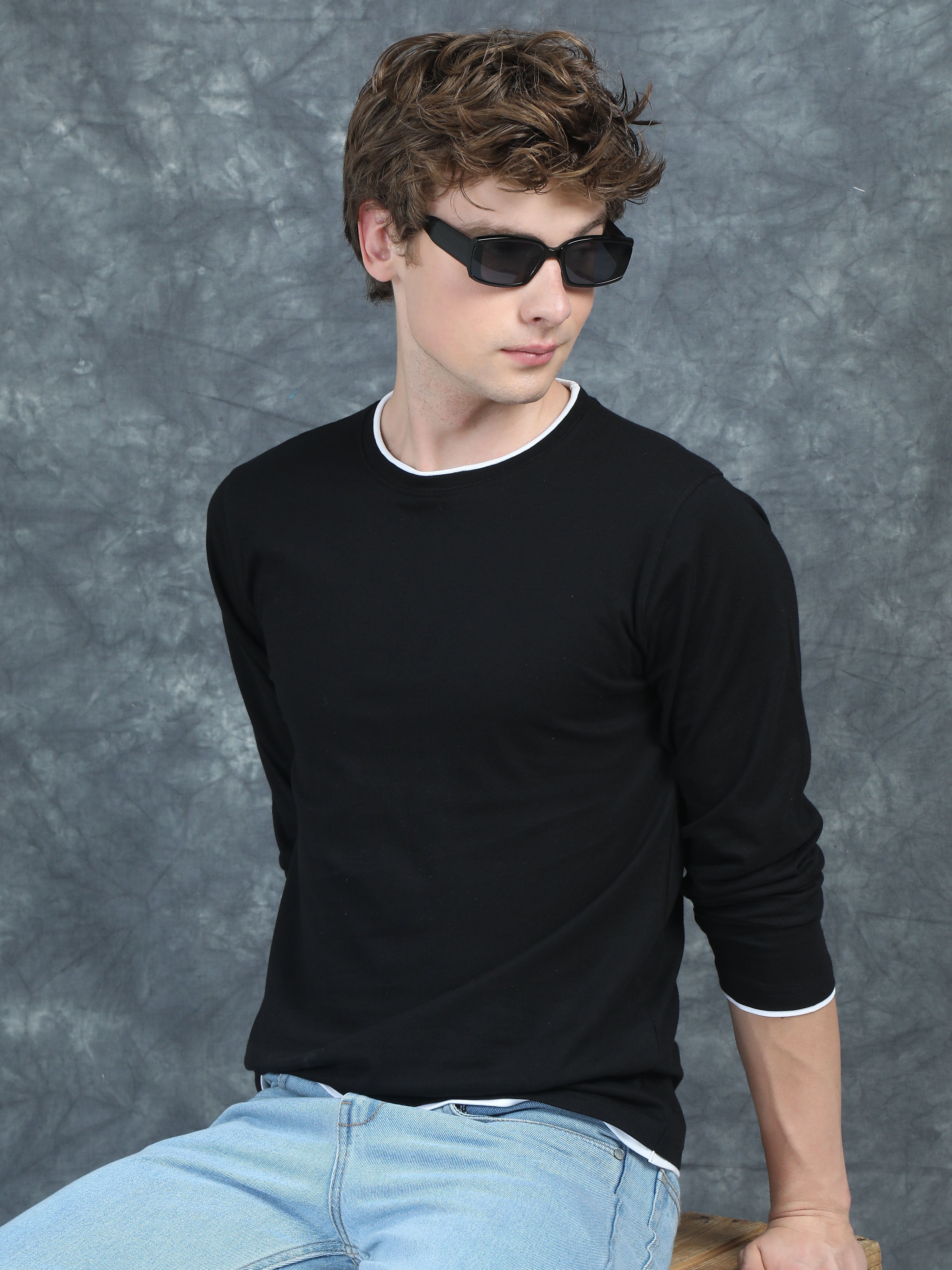 Men Piped Solid Black Full Sleeve T-Shirt