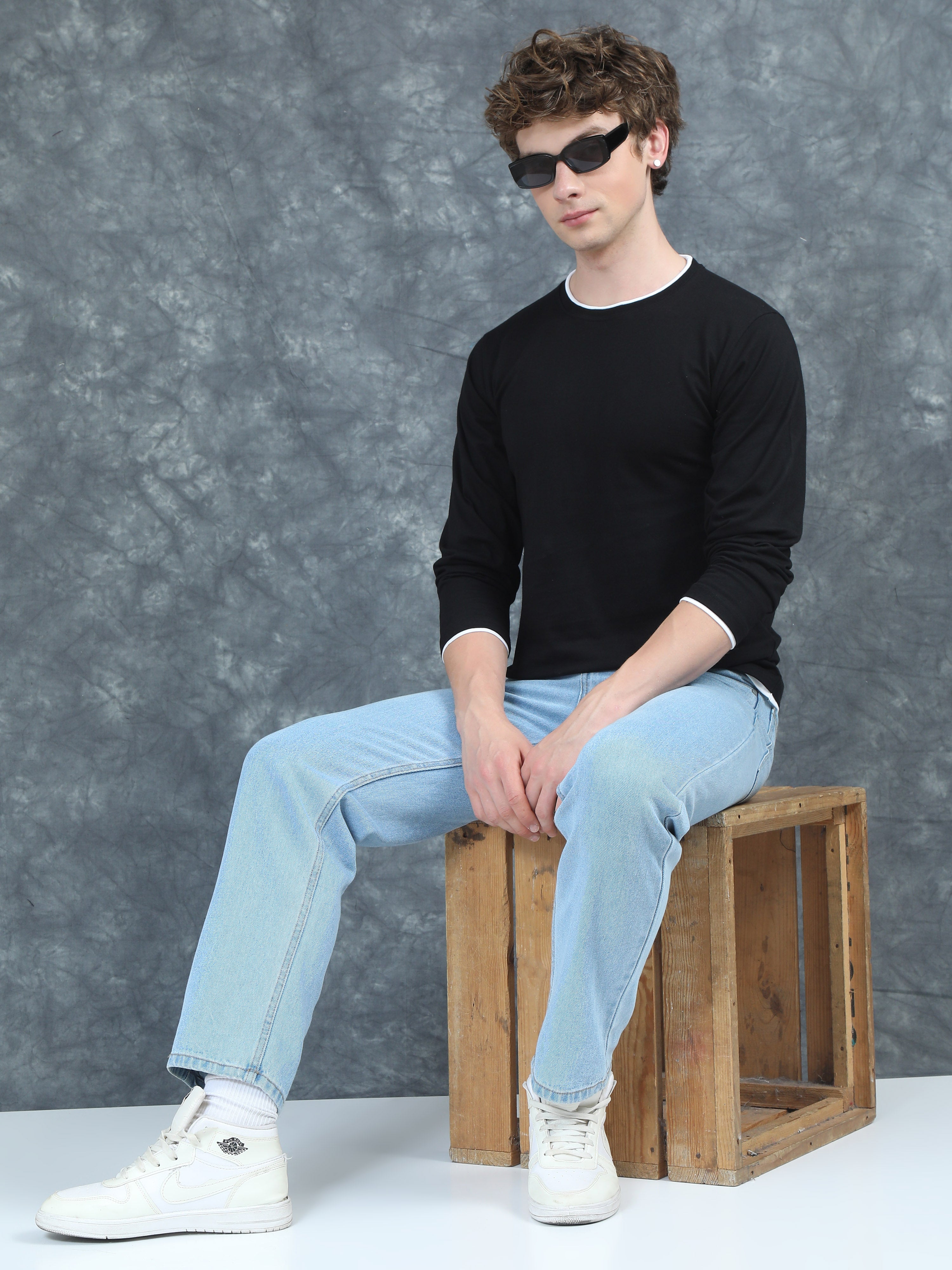 Men Piped Solid Black Full Sleeve T-Shirt