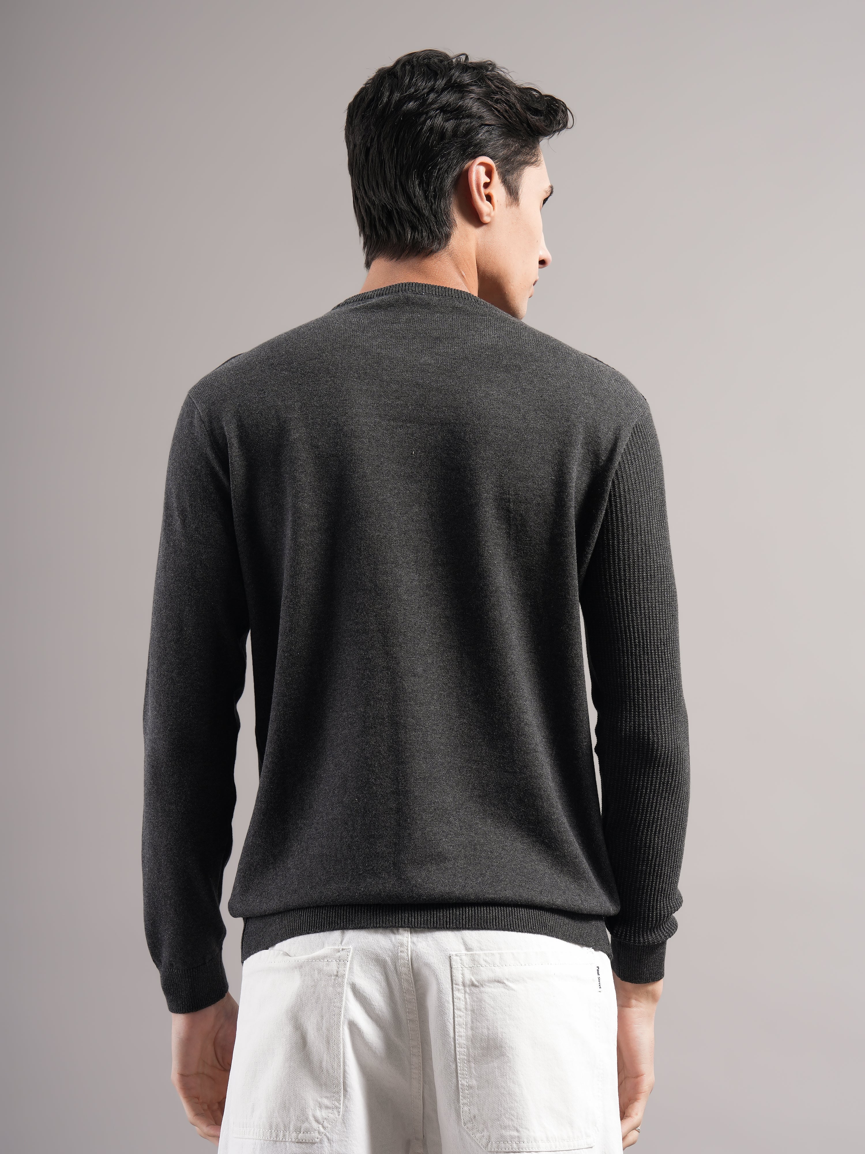 Men Arc Knit T-Shirt