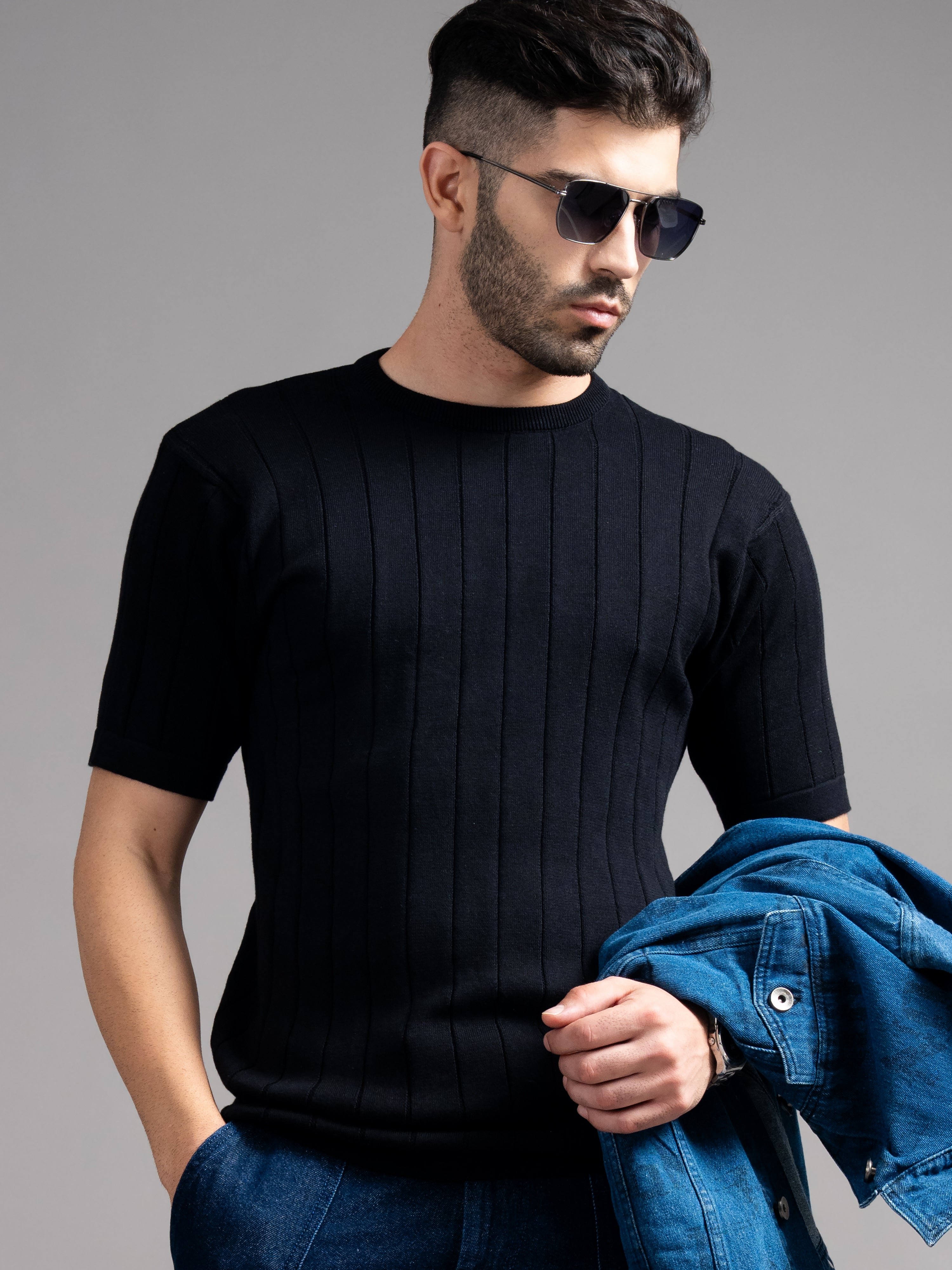 Men Darmor Black Knit T-Shirt