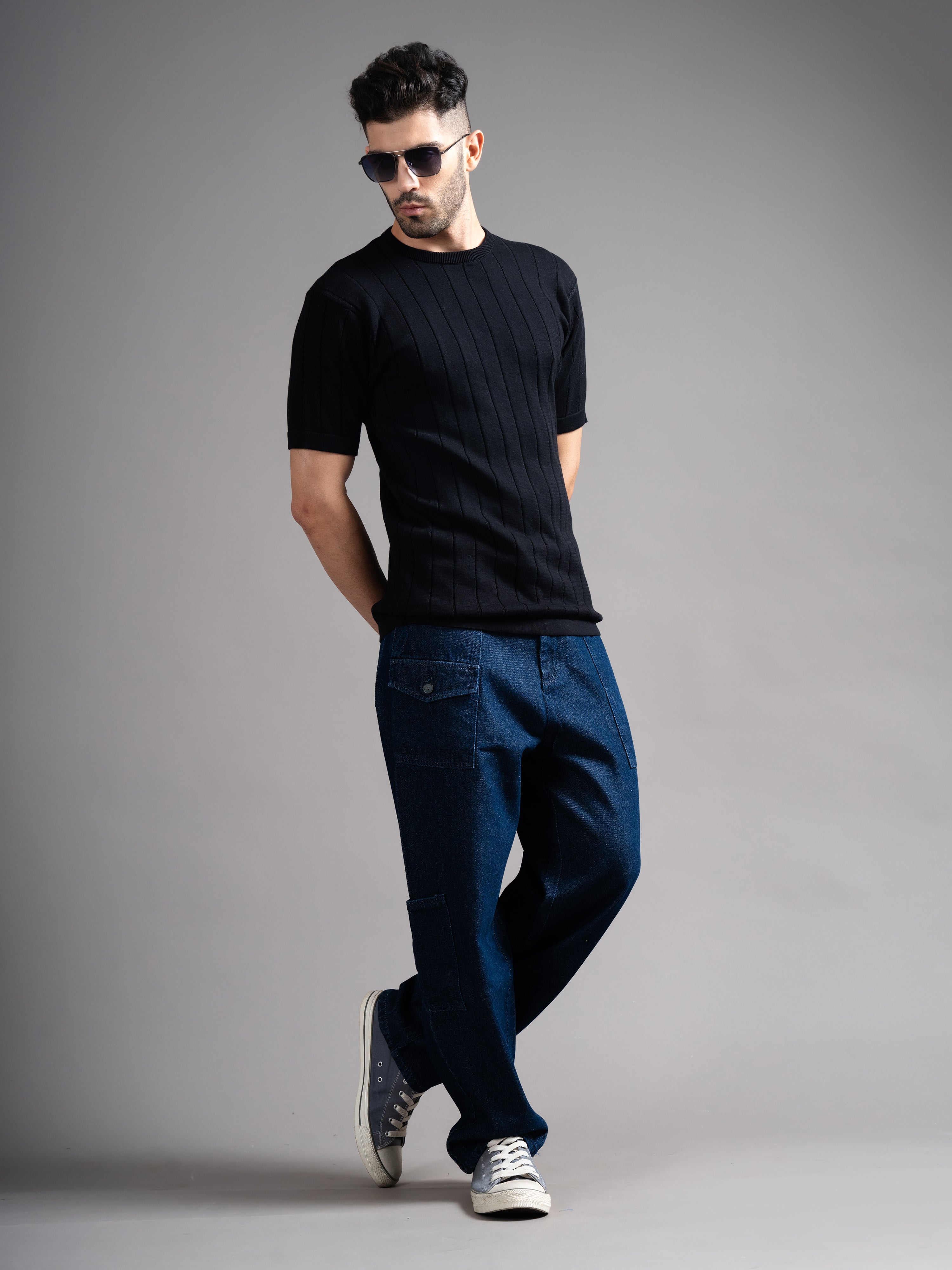 Men Darmor Black Knit T-Shirt