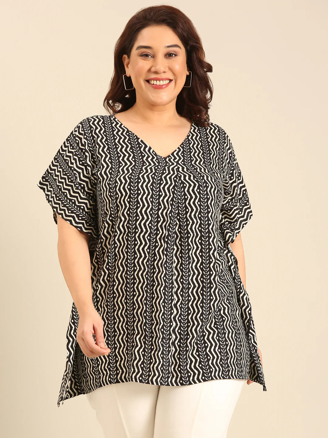 Women Zig Zag Printed Front Pleat Kaftan tunic