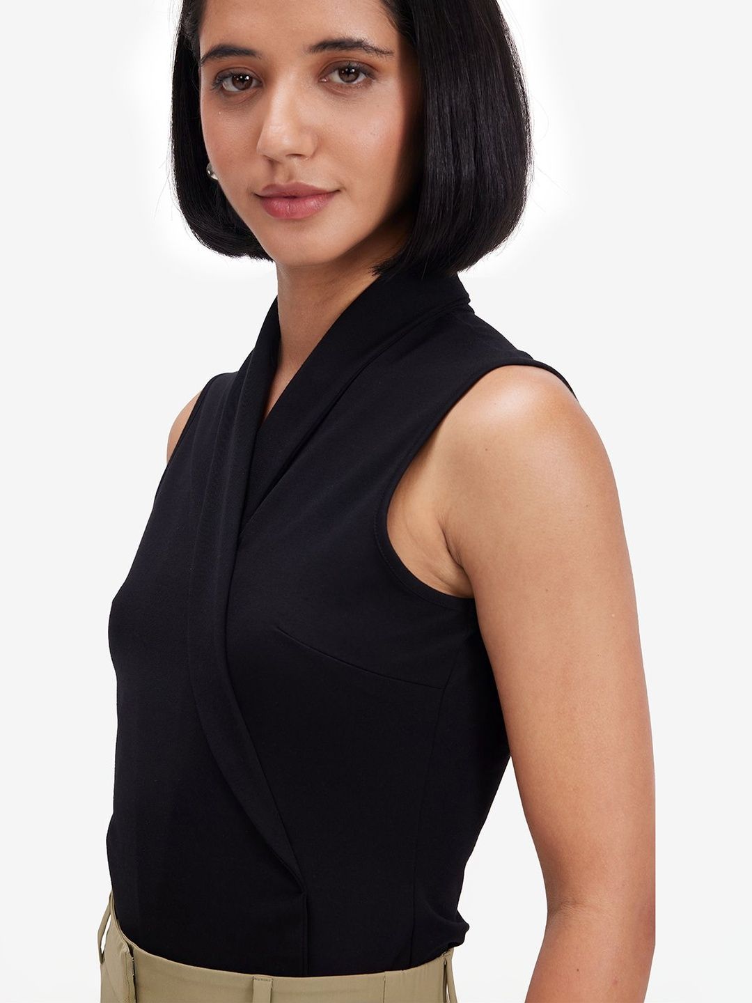 Women Black Sleeveless Top