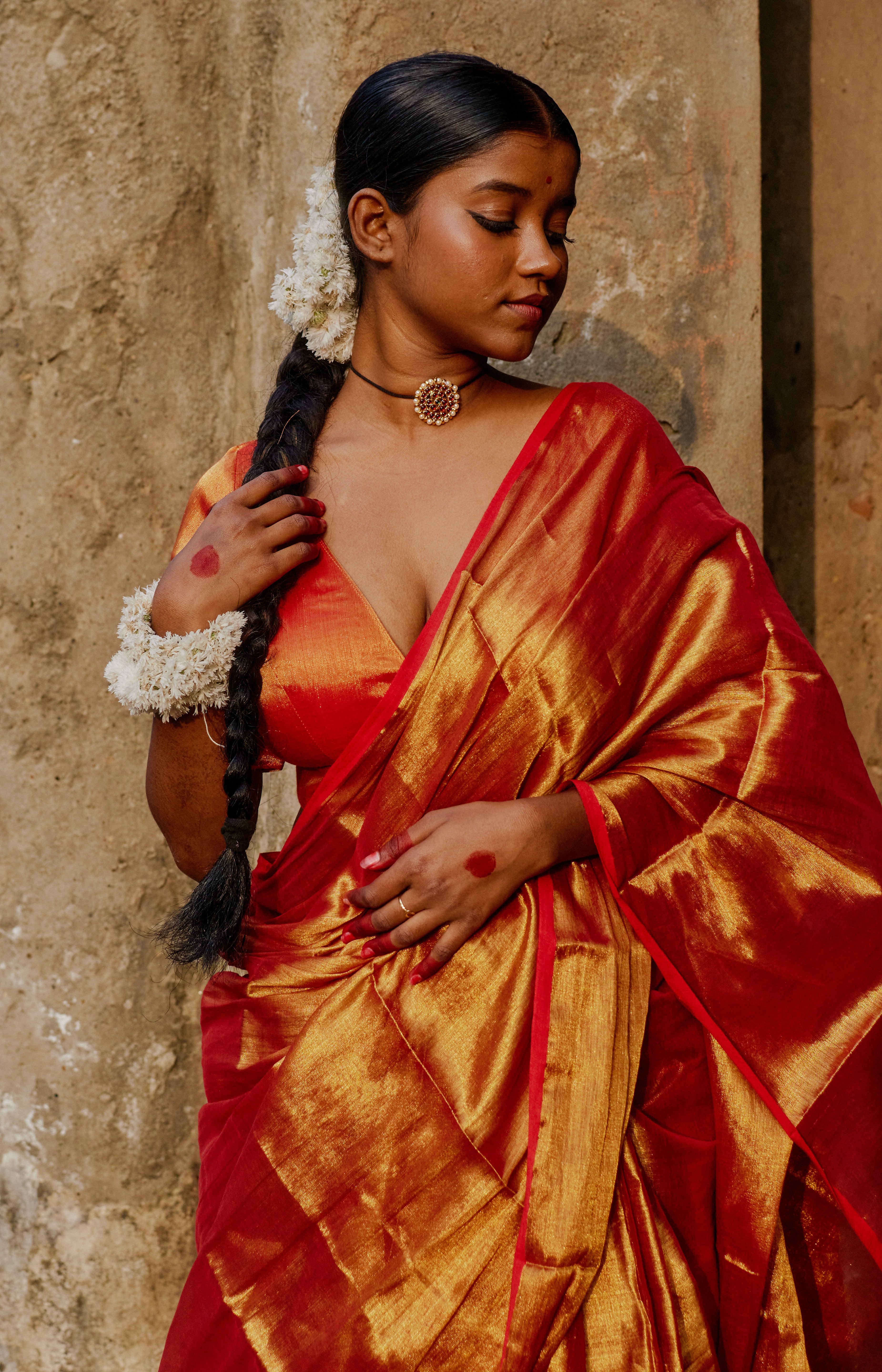 Tripataka Warm Gold Dual Tone Tissue Saree