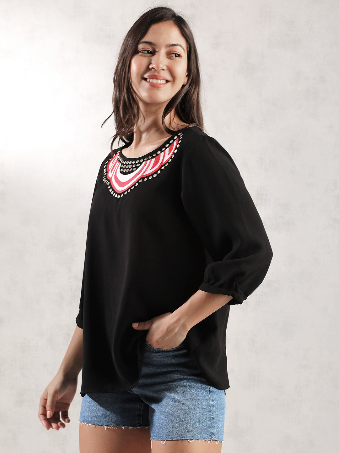 Women Black New Detail Top