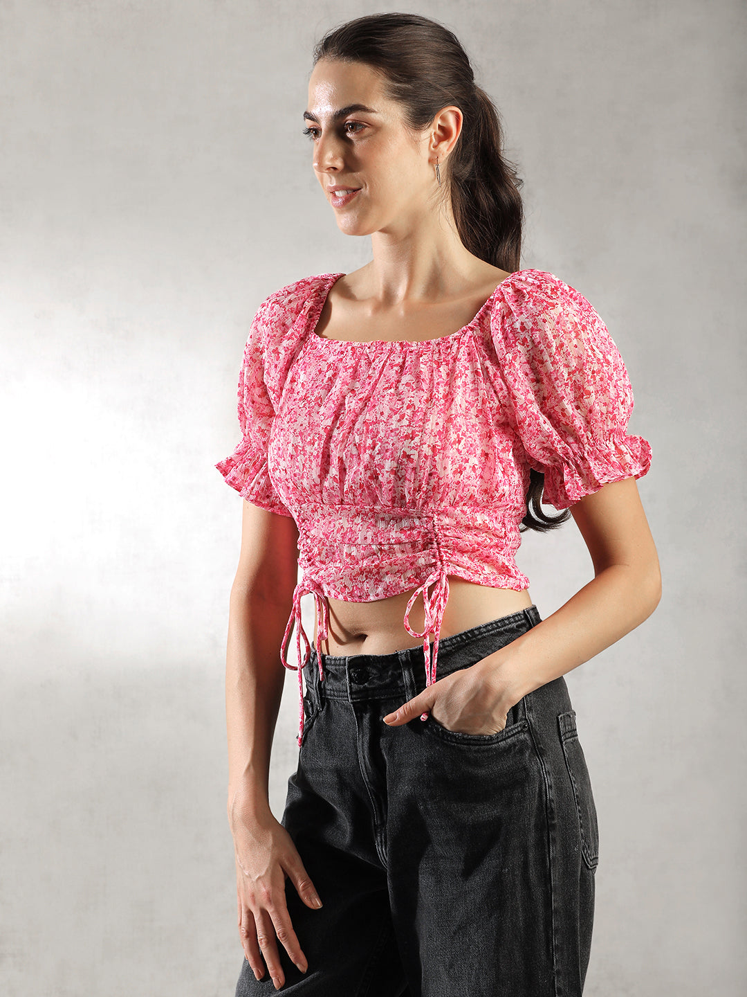 Women Pink Floral Fitted Crop Top