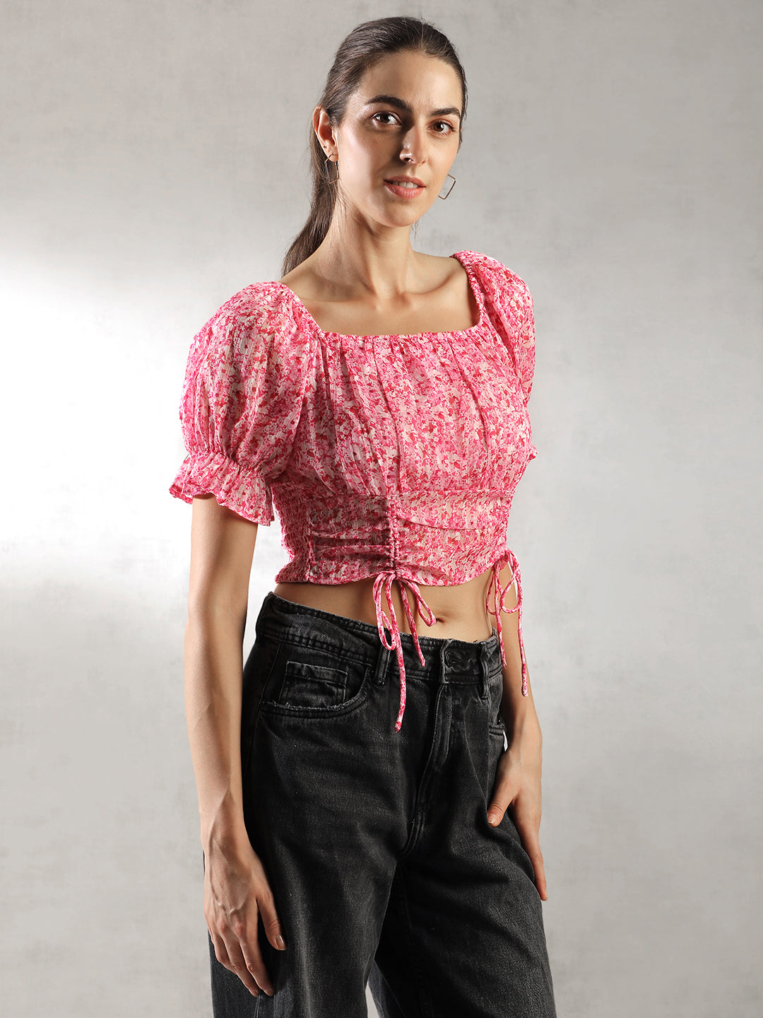 Women Pink Floral Fitted Crop Top