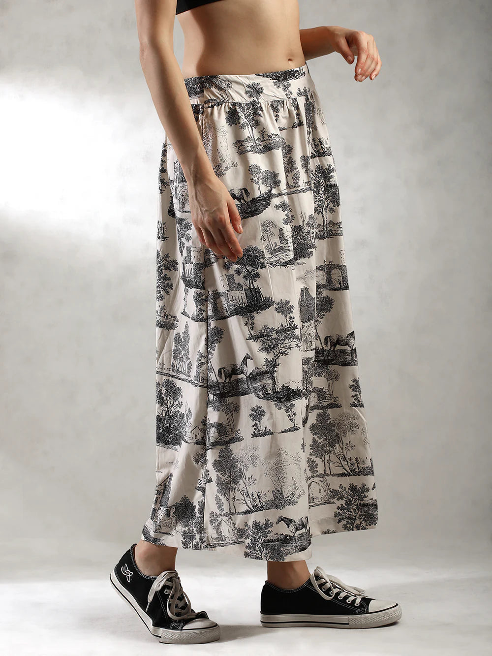 Women White Printed Chic Skirt