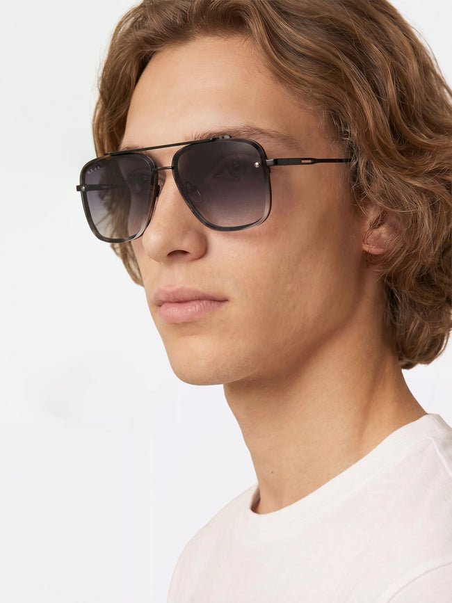 Men Square Aviator Sunglasses with Matte Black Frame and Smoke Grey Gradient Lenses