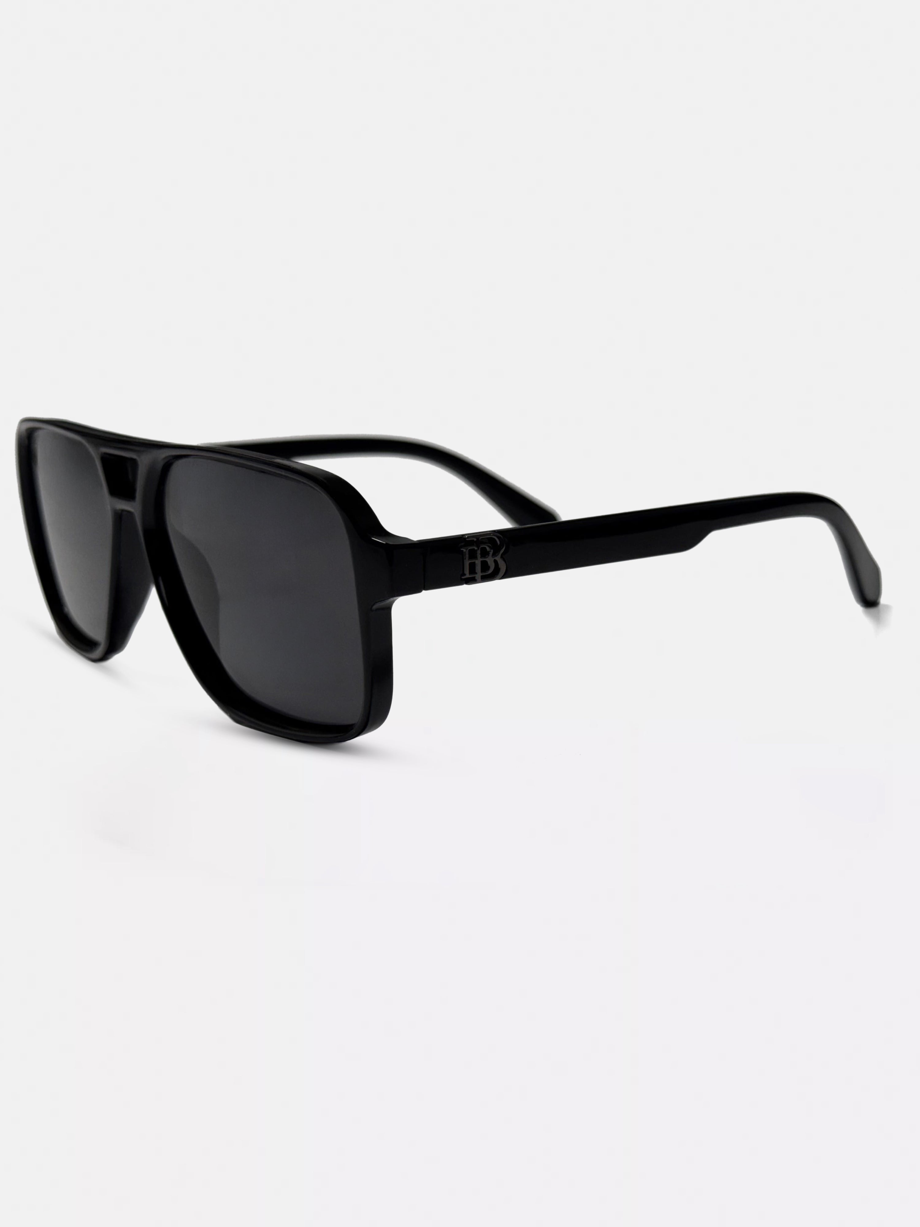 Men Wayfarer Full-Rim Sunglasses with Black Frame and Polarized Smoke Black Tinted Lenses