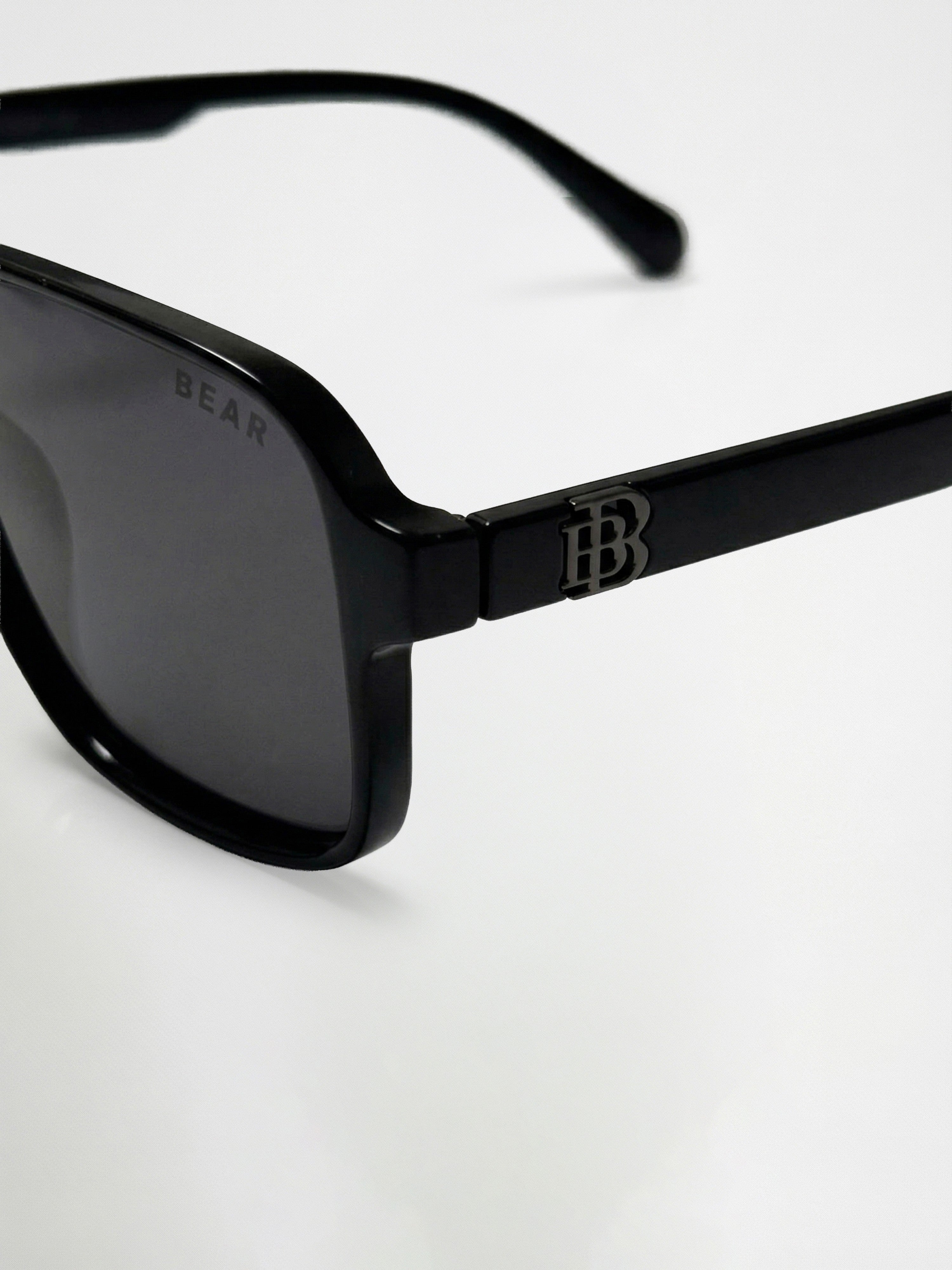 Men Wayfarer Full-Rim Sunglasses with Black Frame and Polarized Smoke Grey Tinted Lenses