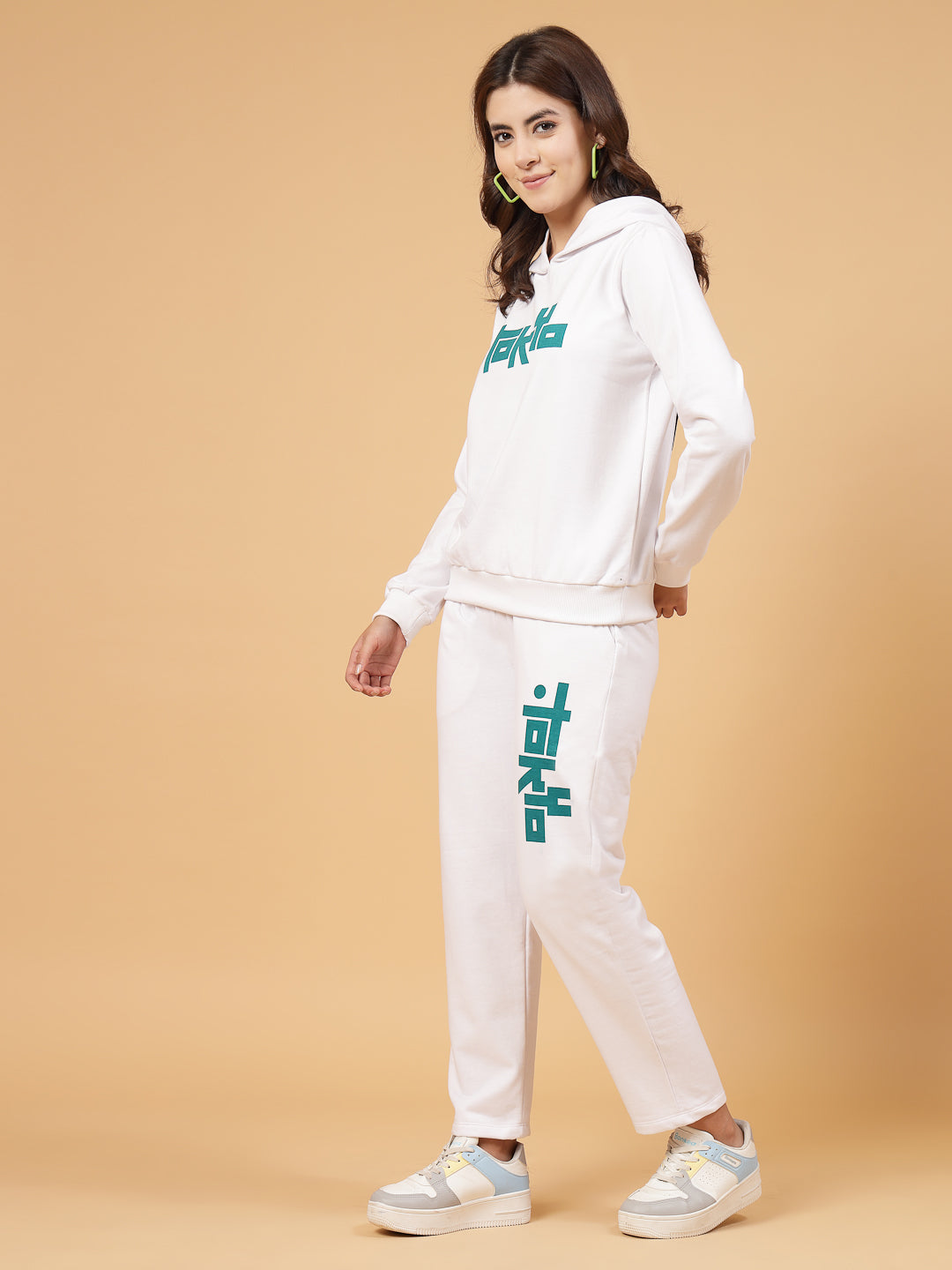 Women White Oversized co-ords