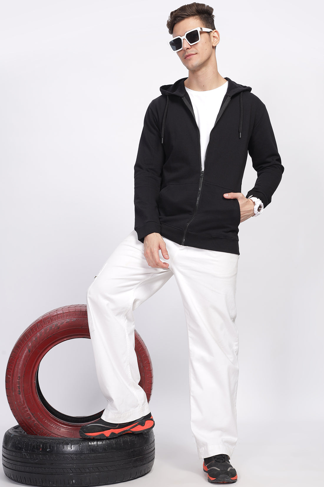 Men Black  Sweatshirt With Zipper Hoodies
