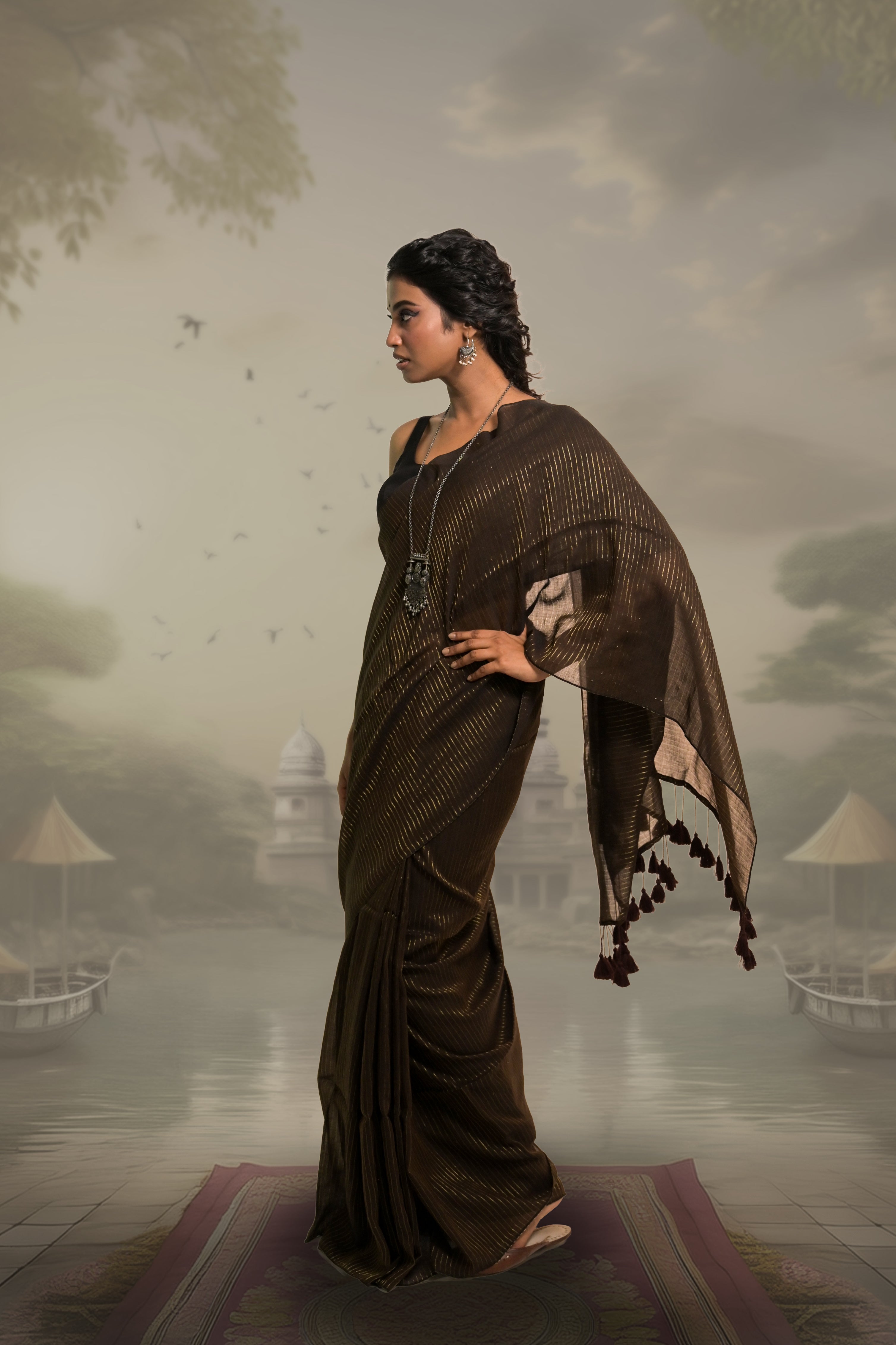 Zari Mridang Dark Brown Handloom Mul Cotton Saree with Zari Stripes
