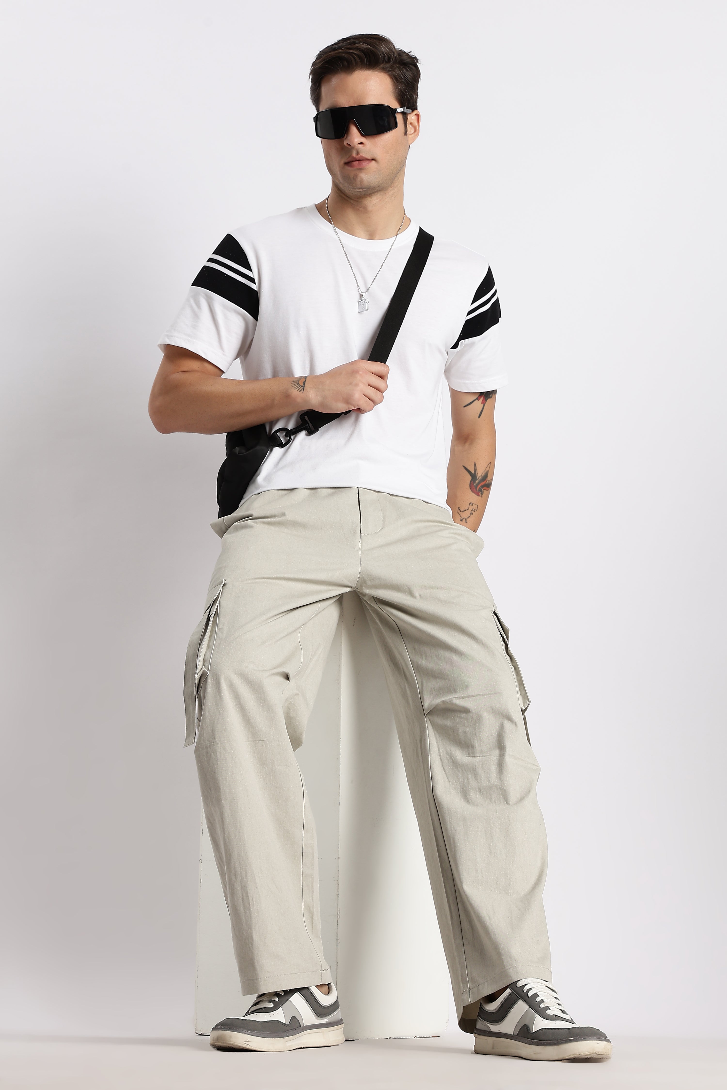 Men Urban Multi-Pocket Utility Bottoms