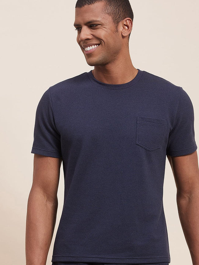 Men Navy Slim Fit Pocket T-Shirt