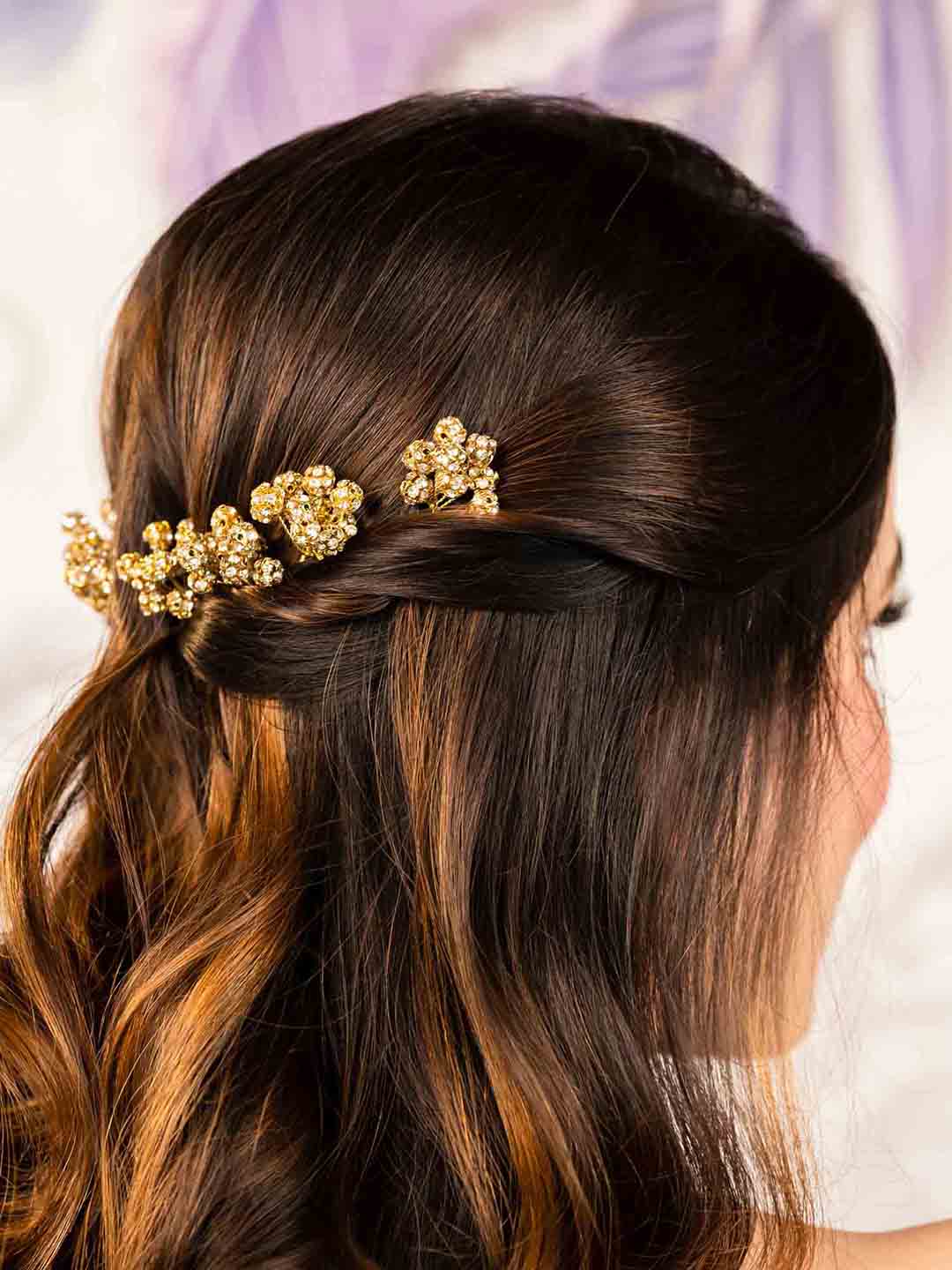 Gold Embellished Pearls U Pins Set of 4