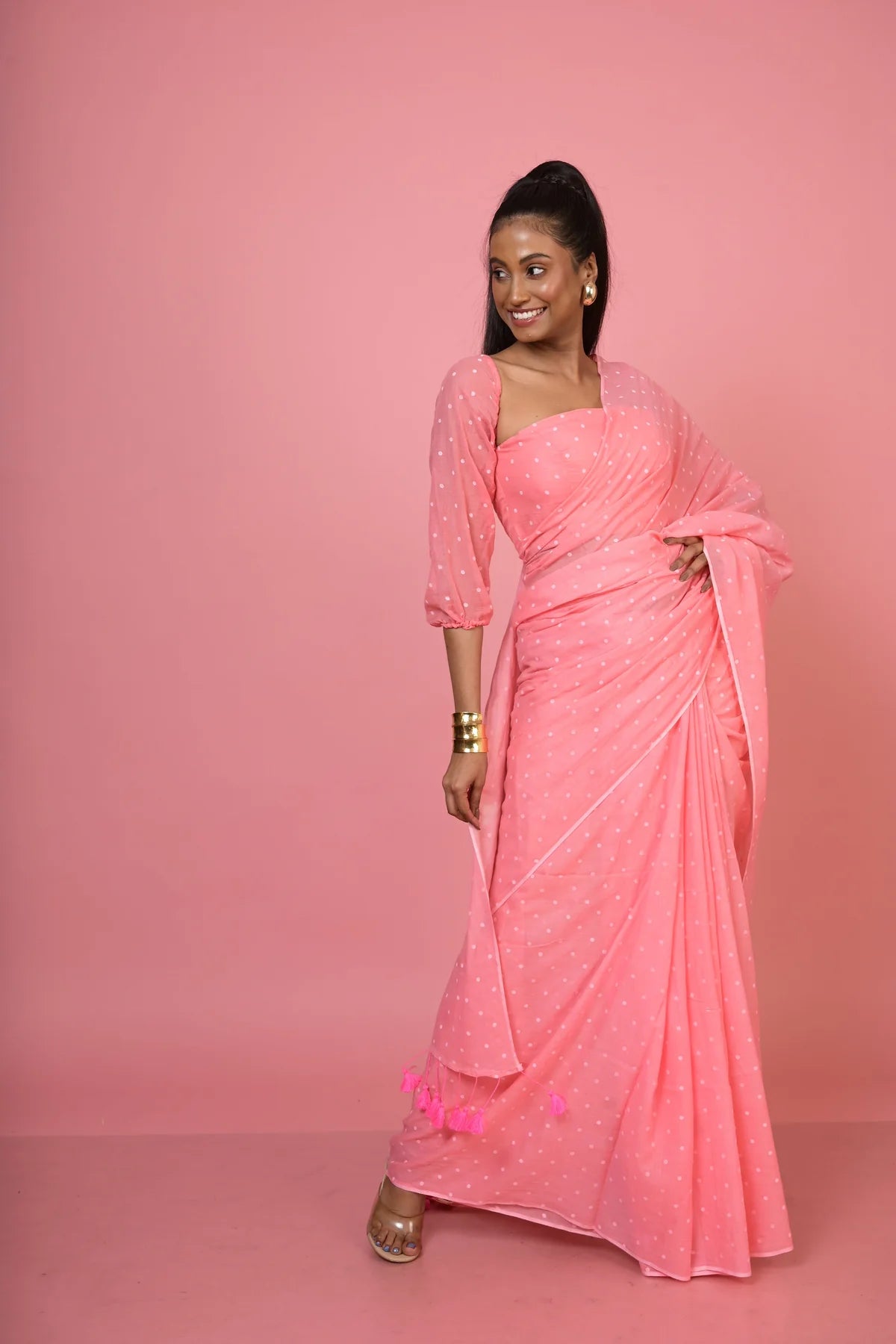 Rani pop Baby Pink Handloom Mul Cotton Polka Dotted Saree
