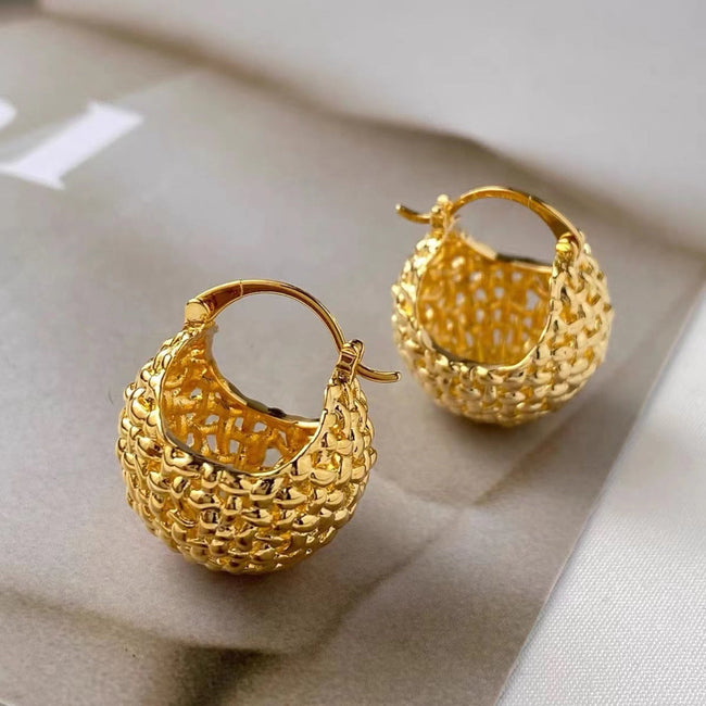 Gold Pin Earring