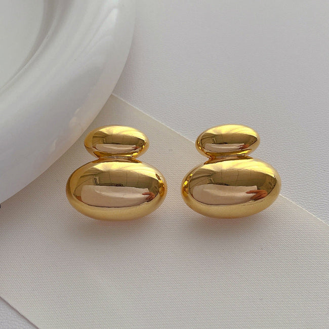 Gold Pin Earring