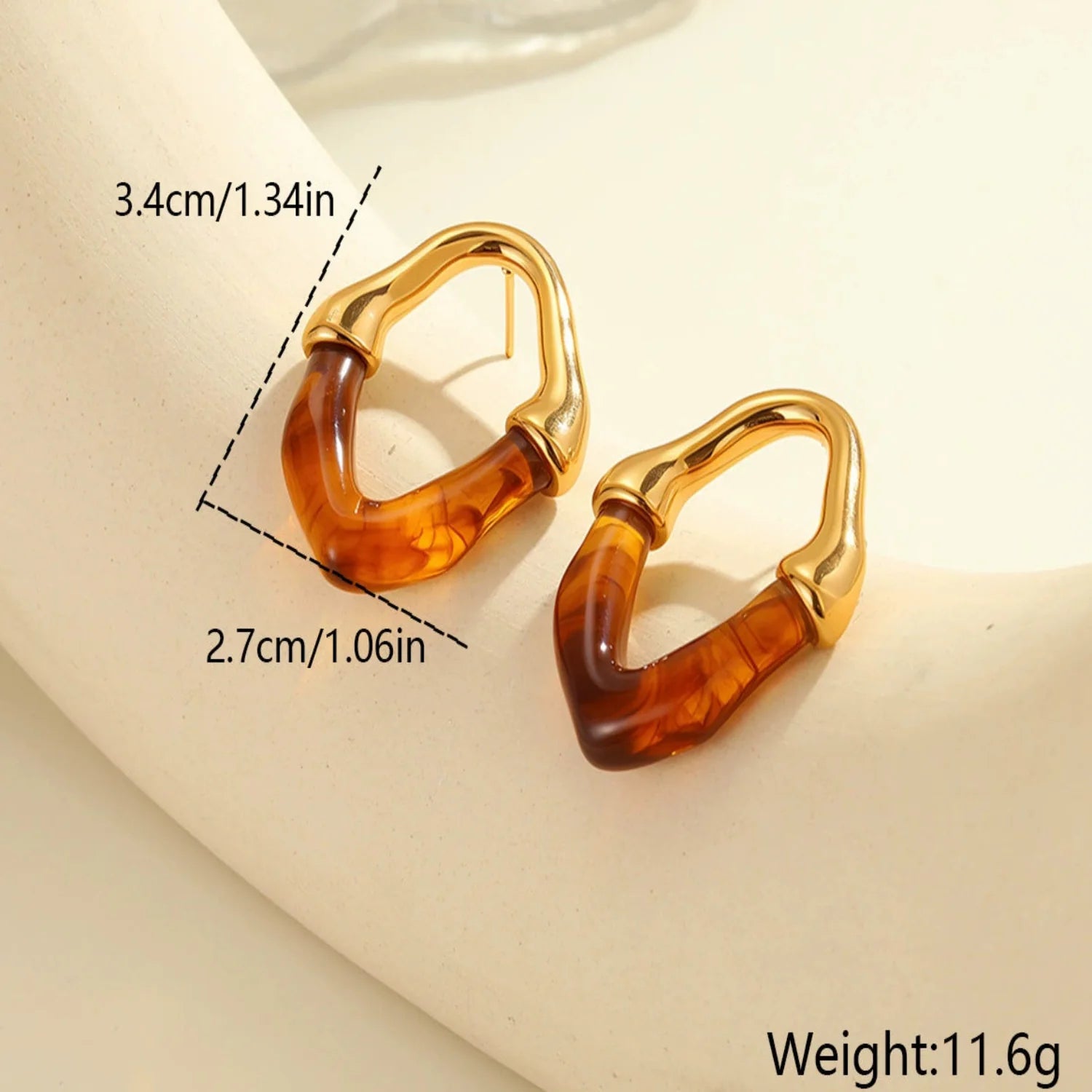 Resin Acetate U-Shape Red Studs
