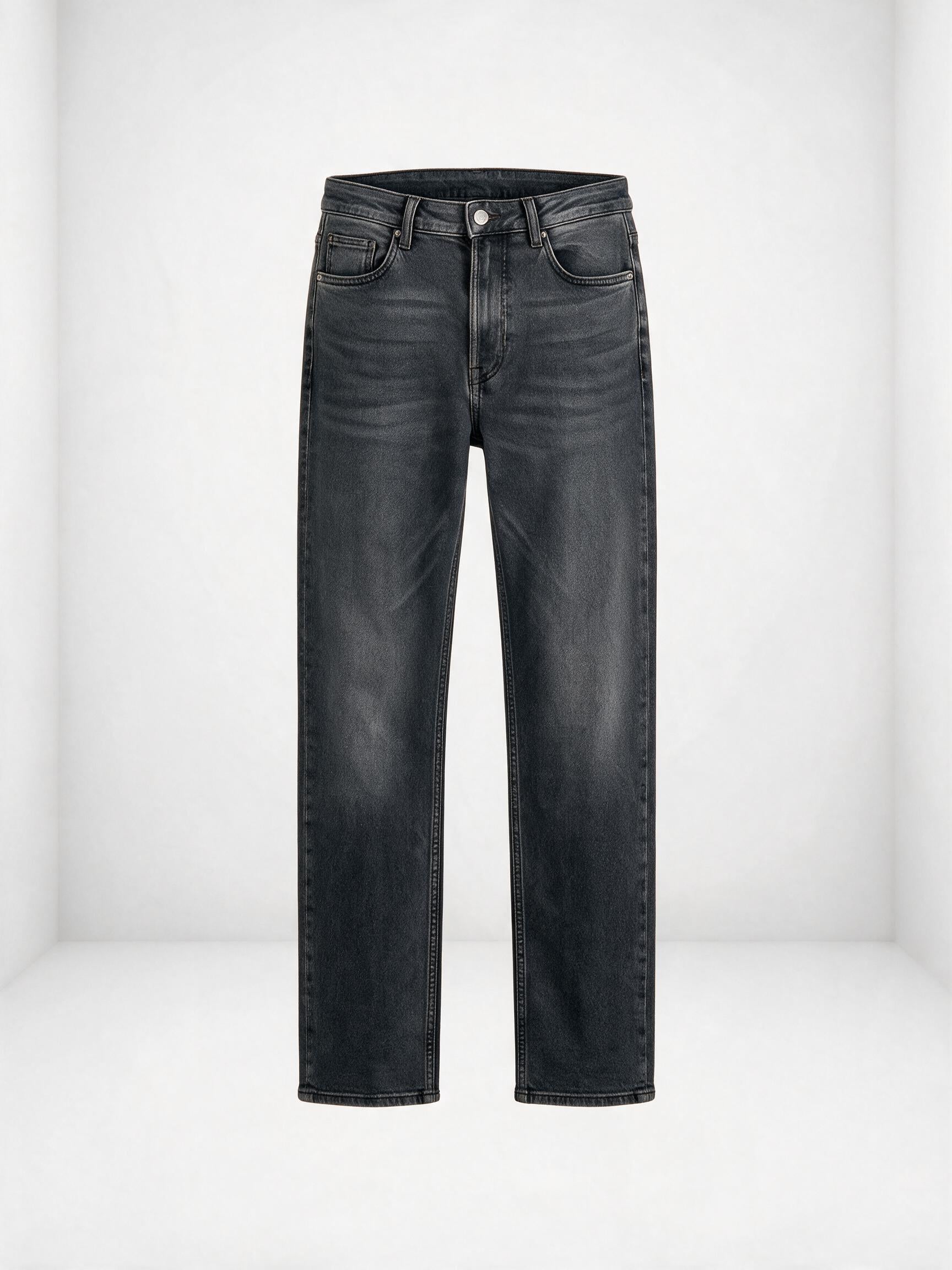 Men Grey Straight Fit Jeans
