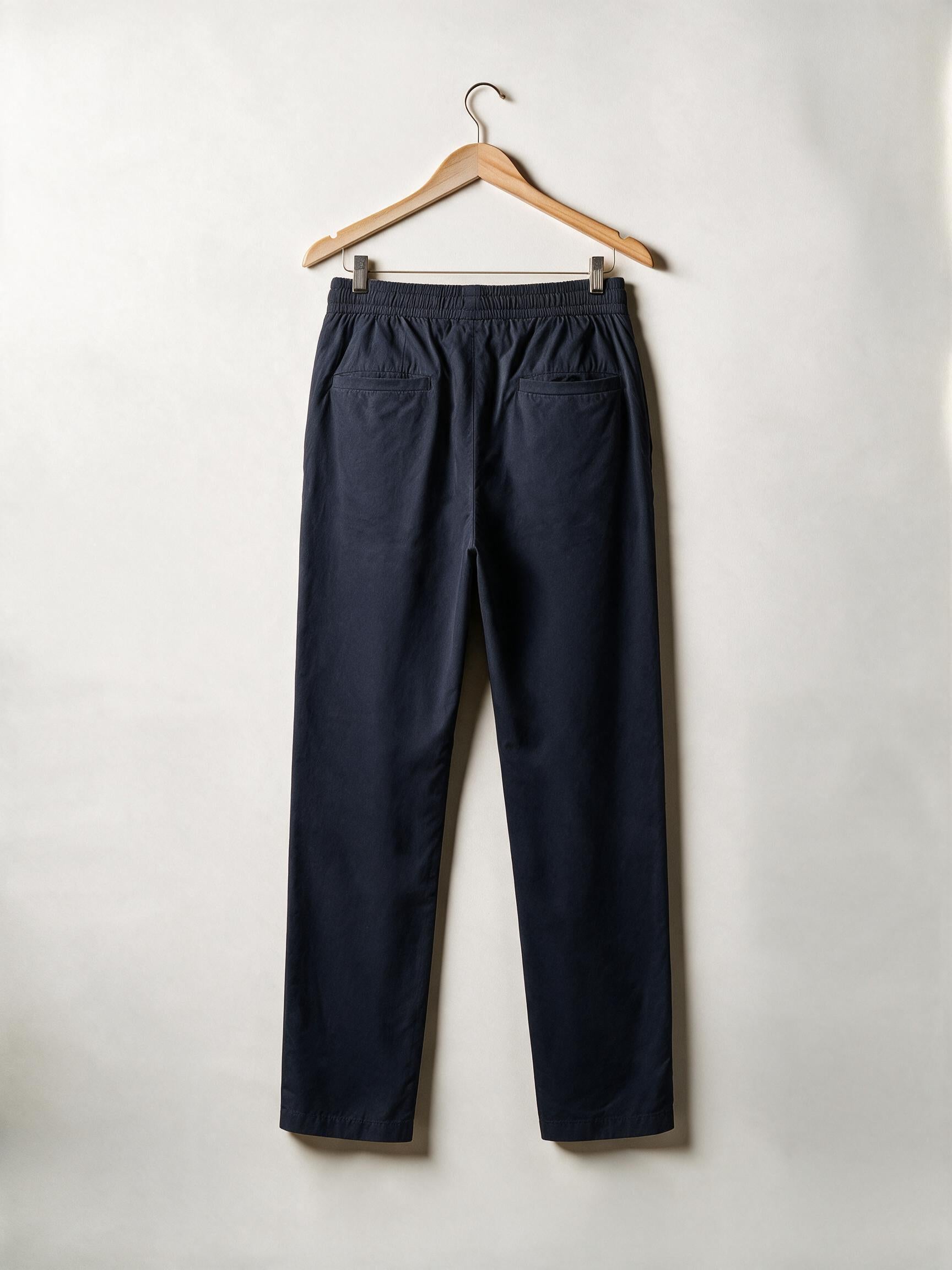 Men Black Straight Fit Pant