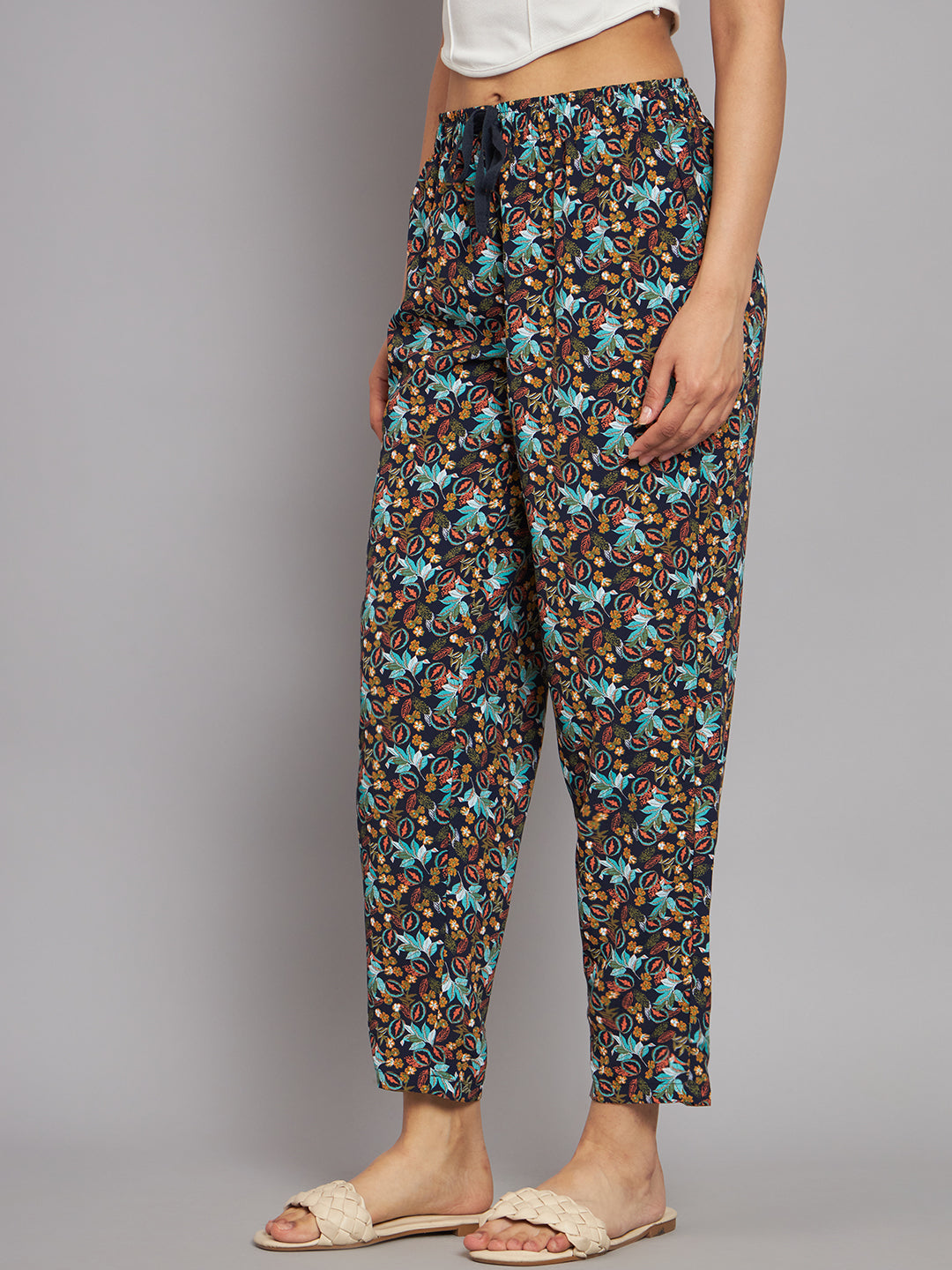 Women Multicolour Printed Pants