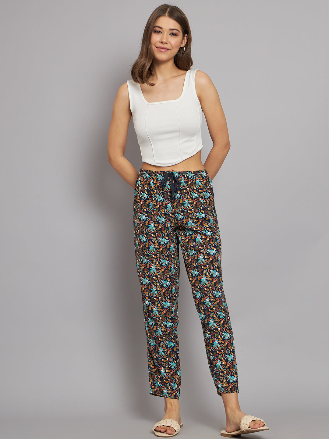 Women Multicolour Printed Pants